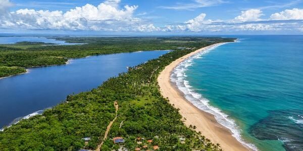 praia e lagoa do cassange marau travel
